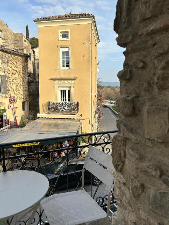 Sur Le Pont Apartment Vaison-la-Romaine Exterior photo